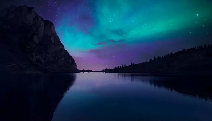 Aurora Adventures – All You Need To Know About Northern And Southern Lights