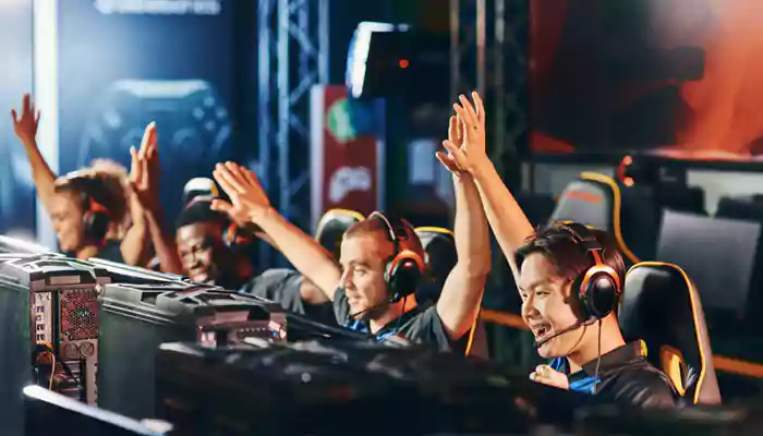 Inside the World of Competitive E-Sports: Top Games and Players