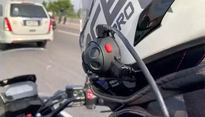 Motorcycle 101: Methods to Communicate Effectively With Other Riders