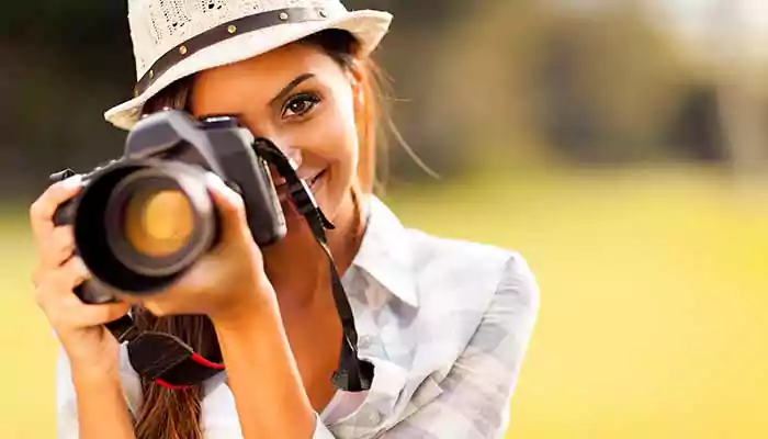 Is your partner into photography? Here are 3 great gift ideas that they will love!