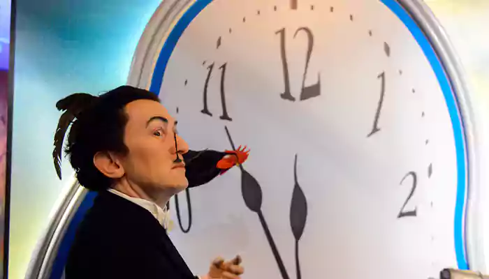 Image and visual culture have changed drastically since the 20th century: The work of 4 Painters illustrates the statement